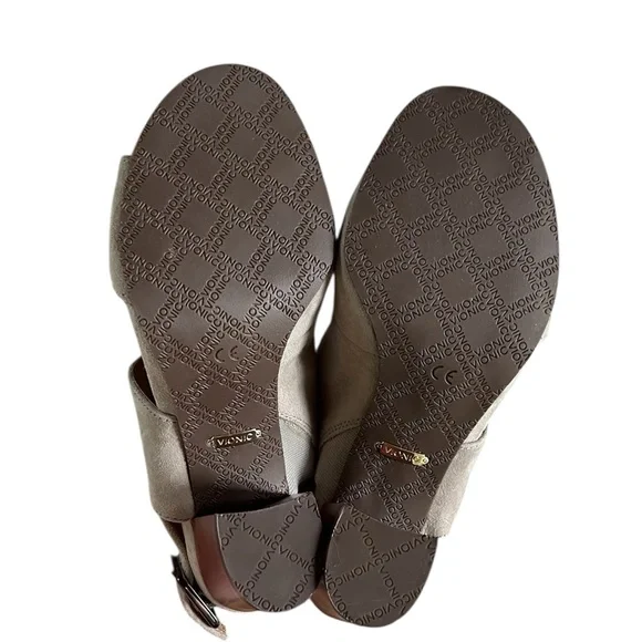 VIONIC | Bianca Suede Sandal Size 6 - Picture 6 of 10